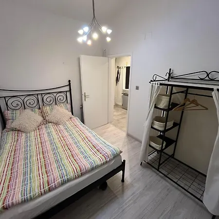 Pupa Apartment
